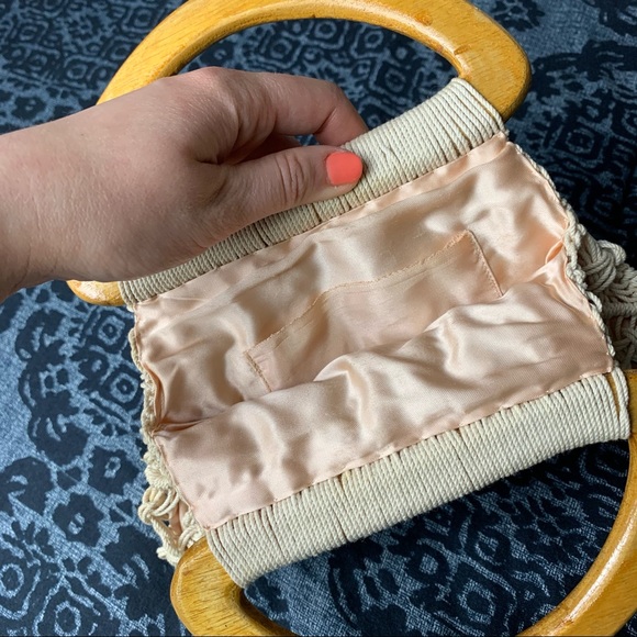 Vintage Macramé Wood Handle Purse - Picture 3 of 3